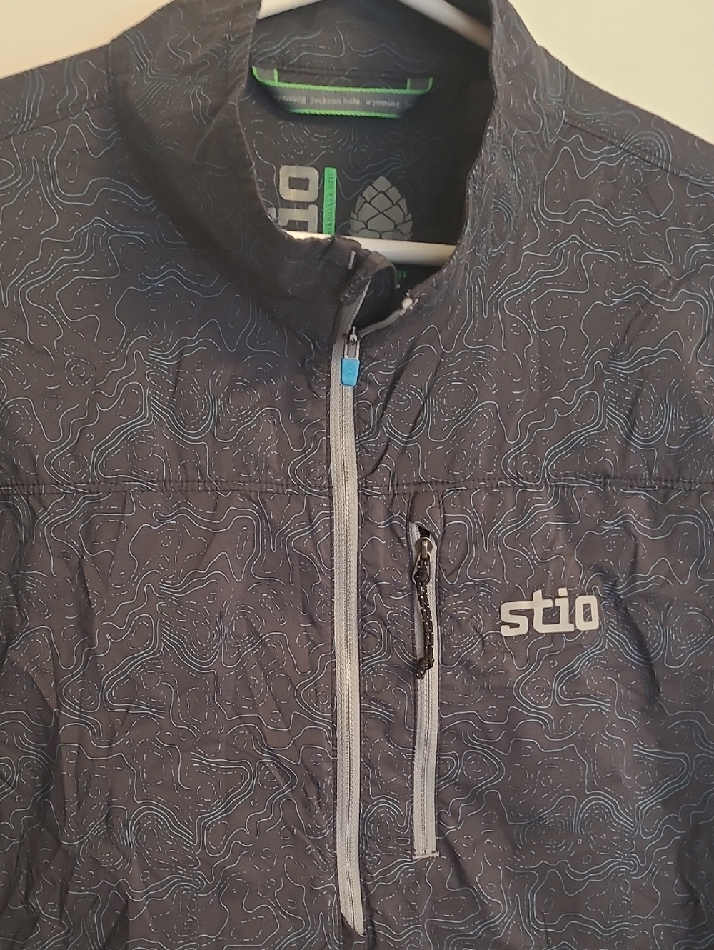 Stio Blue And Black Second Light Pullover  Jacket Subtle Blue Topographic Print